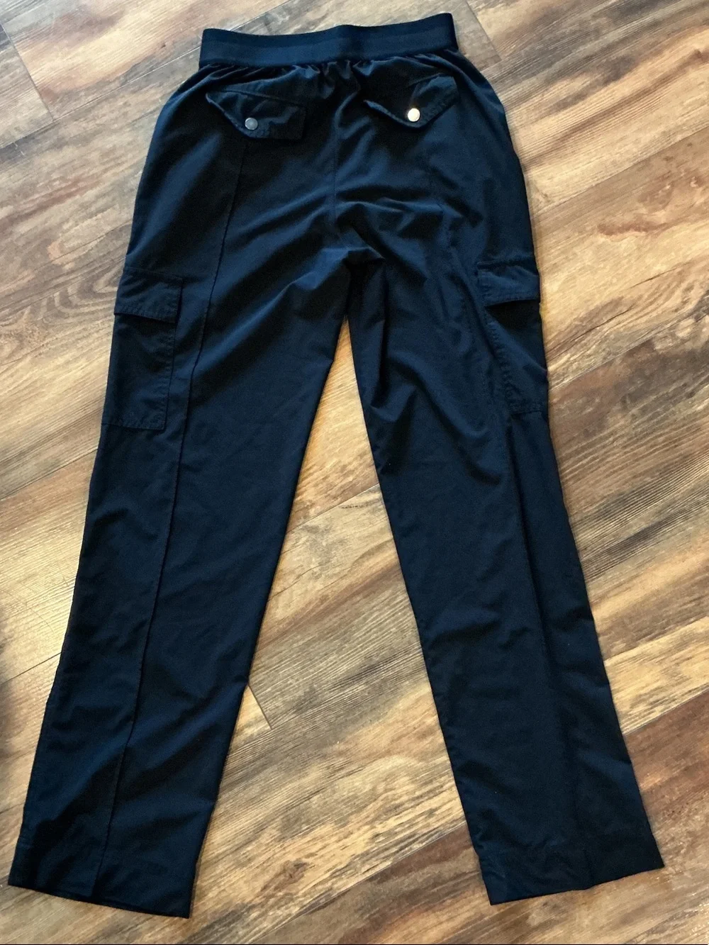 Women’s Athleta Black Cargo Pants - Classic Utility Style - Picture 2 of 2